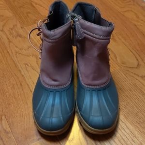 NWOT - Sperry Topsider Mid Duck Boot